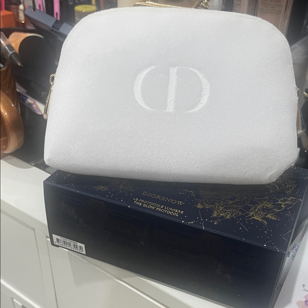 Dior Snowy White Pouch with Gold Details New in Box! This is only for the bag